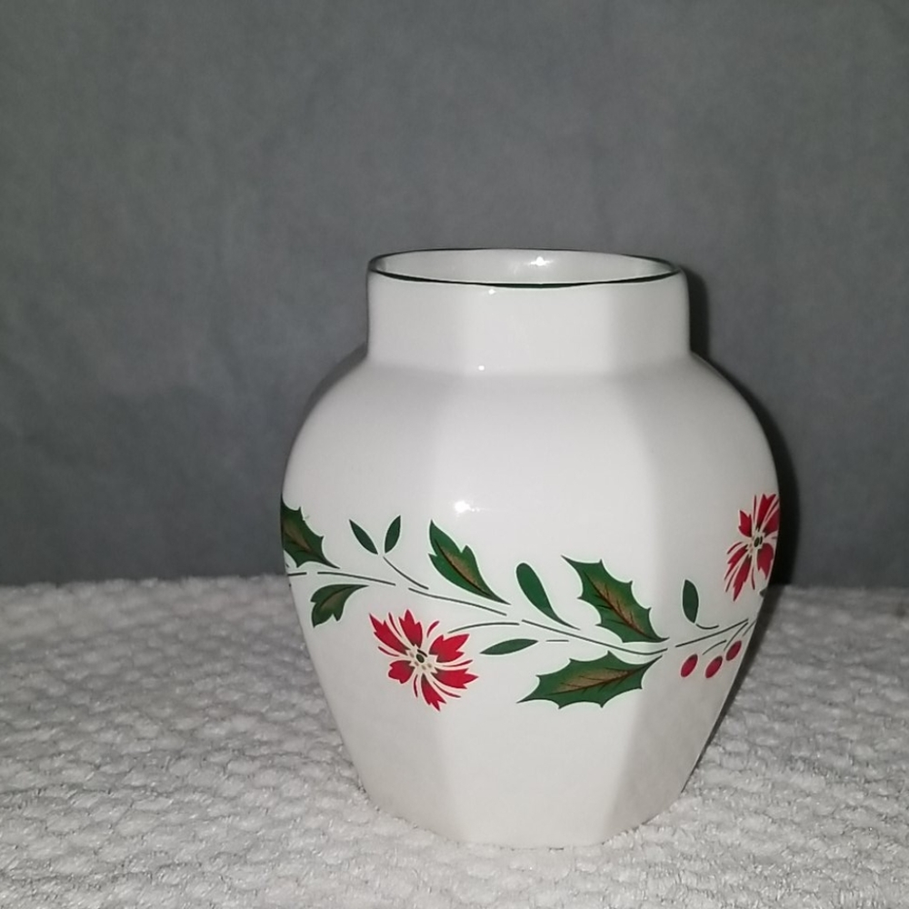 Royal Kent Vase